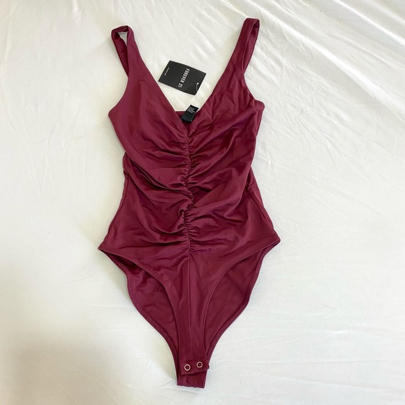 Burgundy bodysuit - Picture 1 of 2